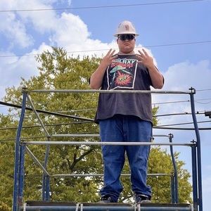 Meet your Posher, Čürtįś